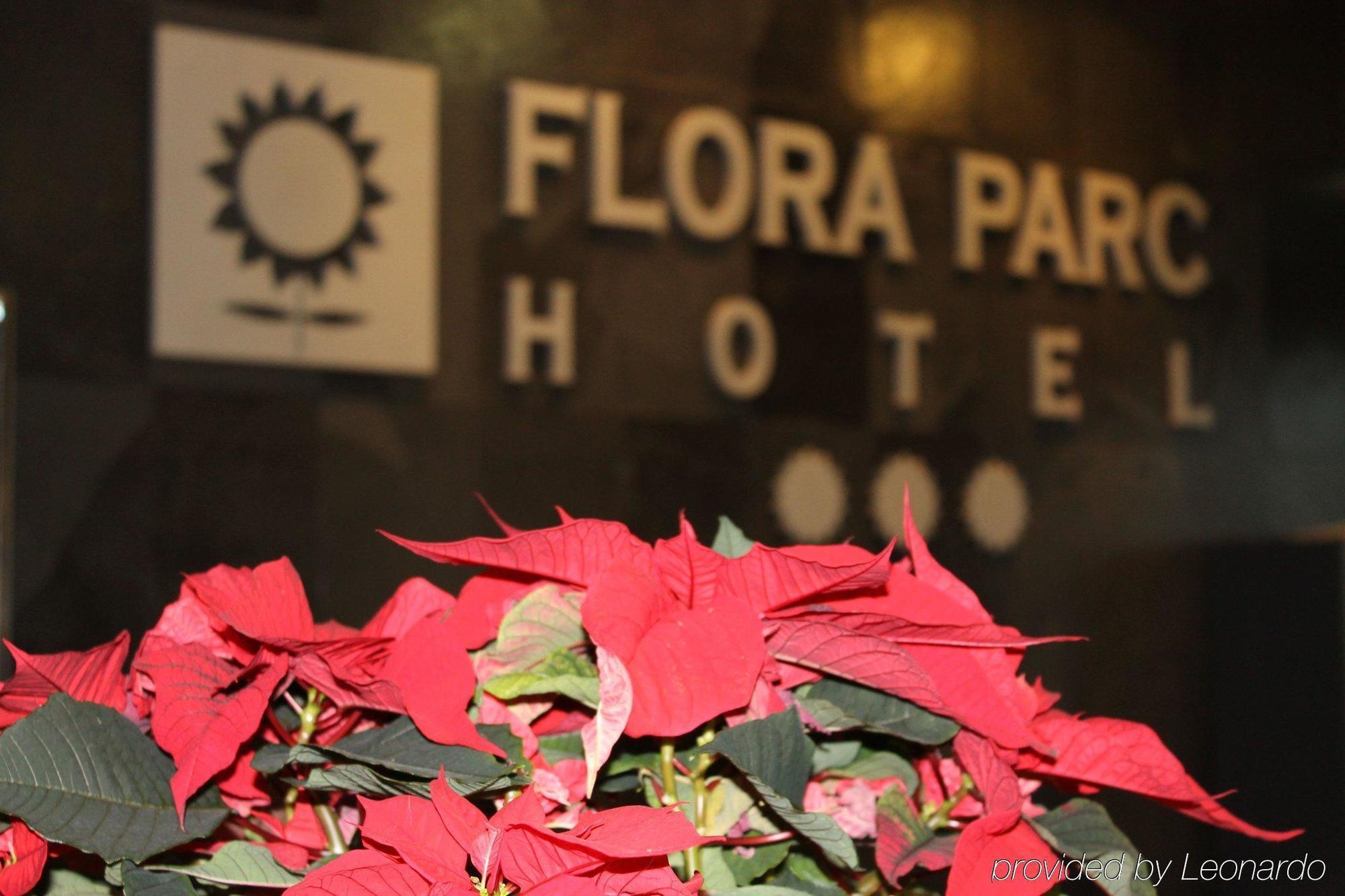 Hotel Flora Parc Castelldefels Eksteriør billede